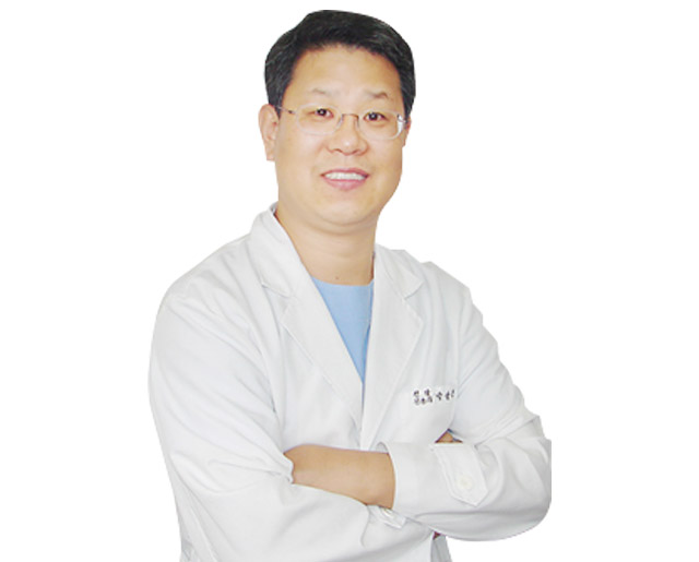 樸三坤（值班醫生）